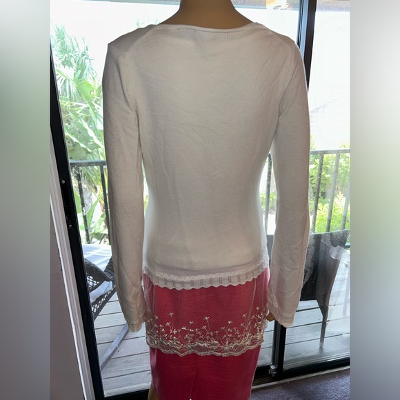 2 lace bottom camisole and tank. Sz S/M. - Picture 3 of 16